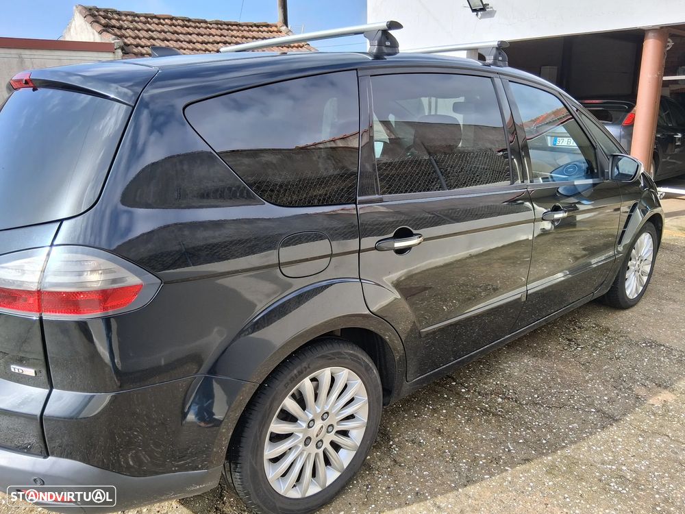 Ford S-Max 2.0 TDCi Titanium 7L - 8