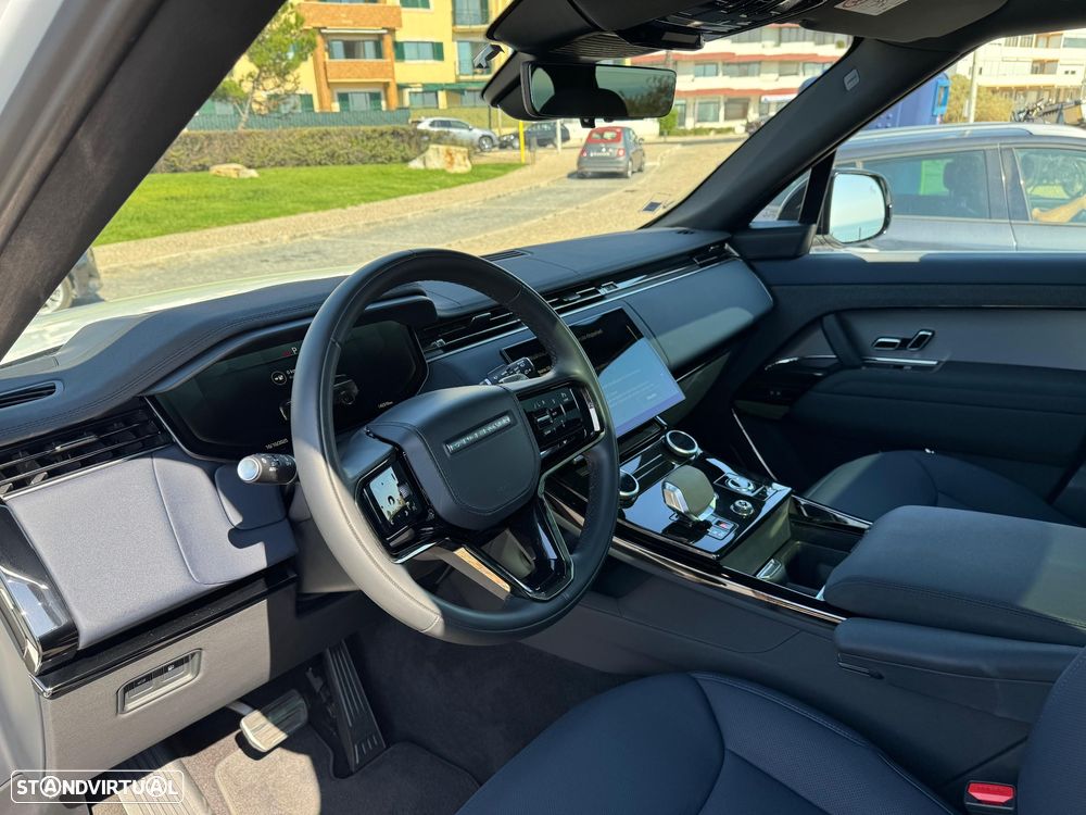 Land Rover Range Rover Sport - 24