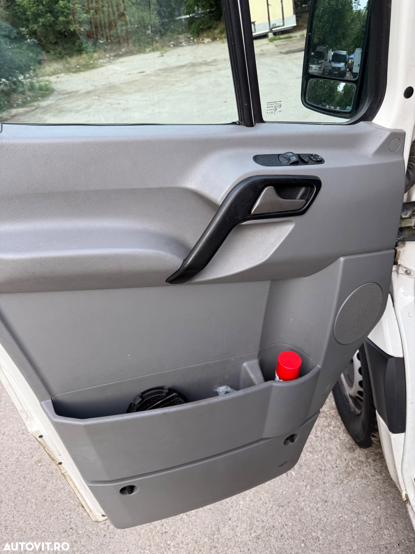 Volkswagen Crafter 2017 VW 2.0 140cai Unic Proprietar de Noua Km Reali Carte Service Istoric Complet Stare buna Fără rugina Duba Autoutilitara NU Sprinter - 40