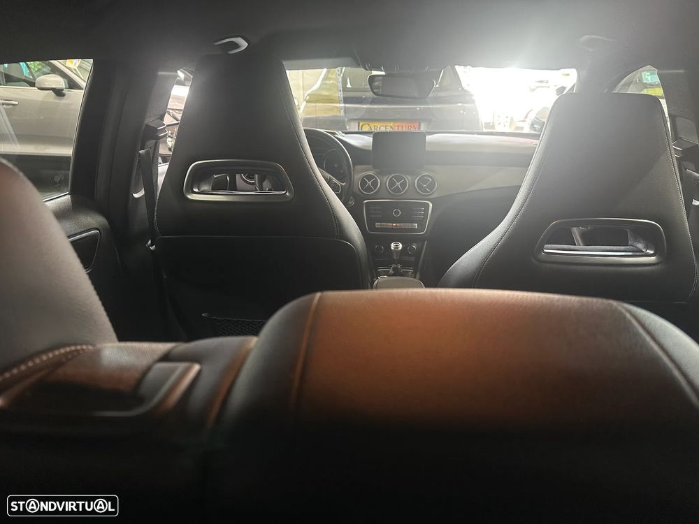 Mercedes-Benz GLA 180 d - 3