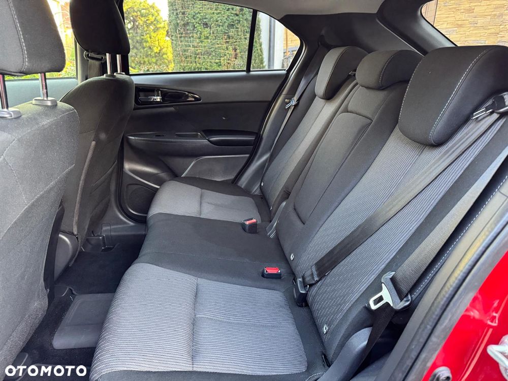 Mitsubishi Eclipse Cross - 32