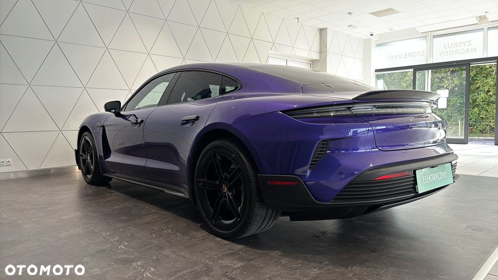 Porsche Taycan 105kWh Turbo S - 4