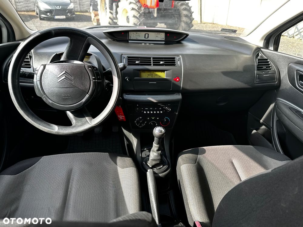 Citroën C4 1.6 16V Confort - 19