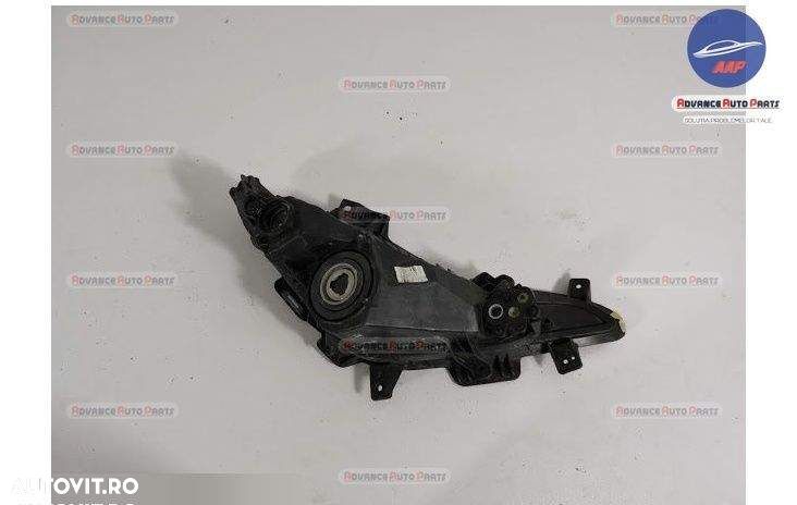 Grila si Proiector Stanga originala Hyundai  Elantra  AD 2015 2016 201 - 4