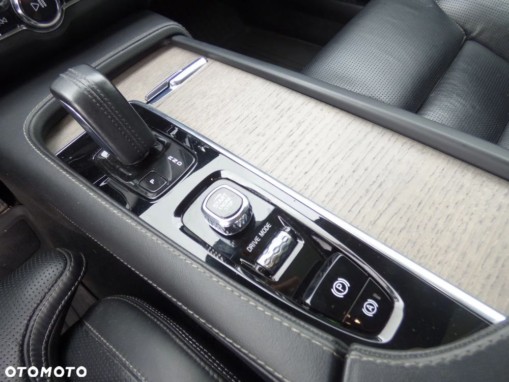 Volvo V90 2021