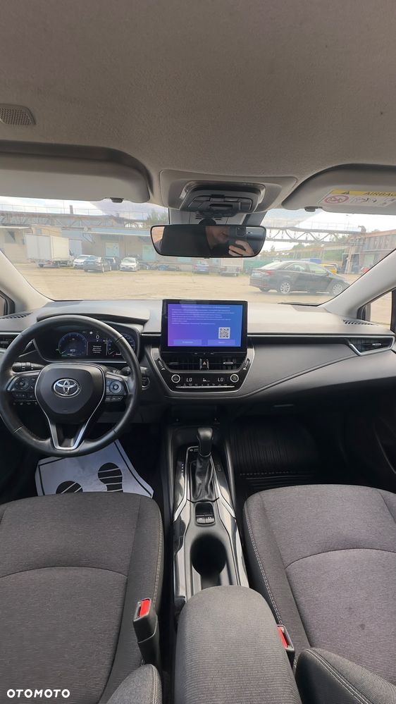 Toyota Corolla 1.8 Hybrid Comfort - 12