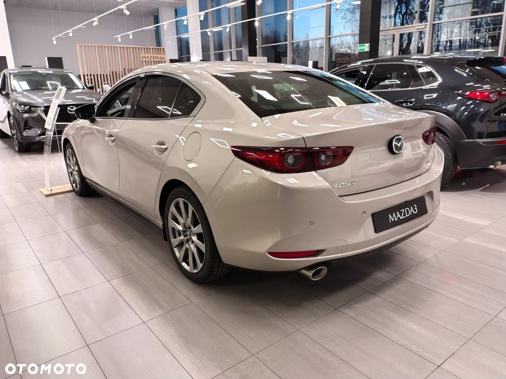Mazda 3 2.0 mHEV Centre-Line - 4
