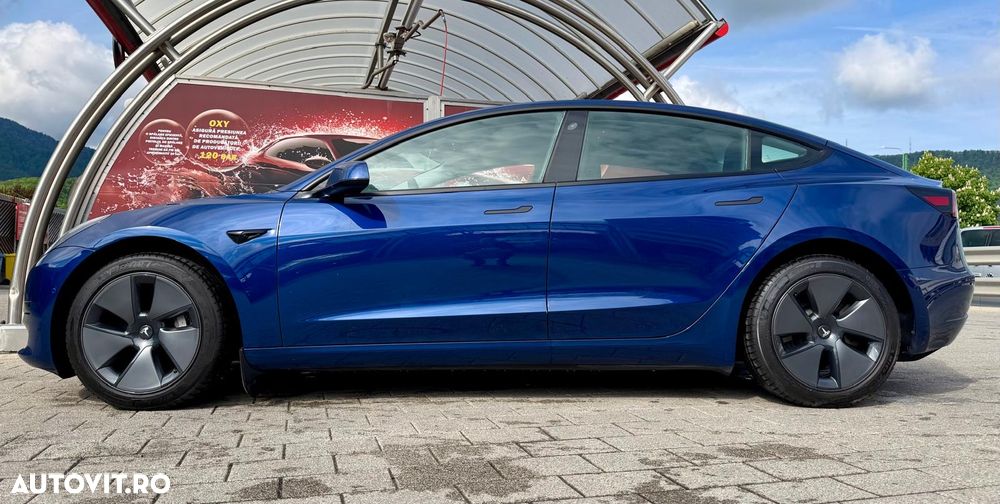 Tesla Model 3 Standard - 8