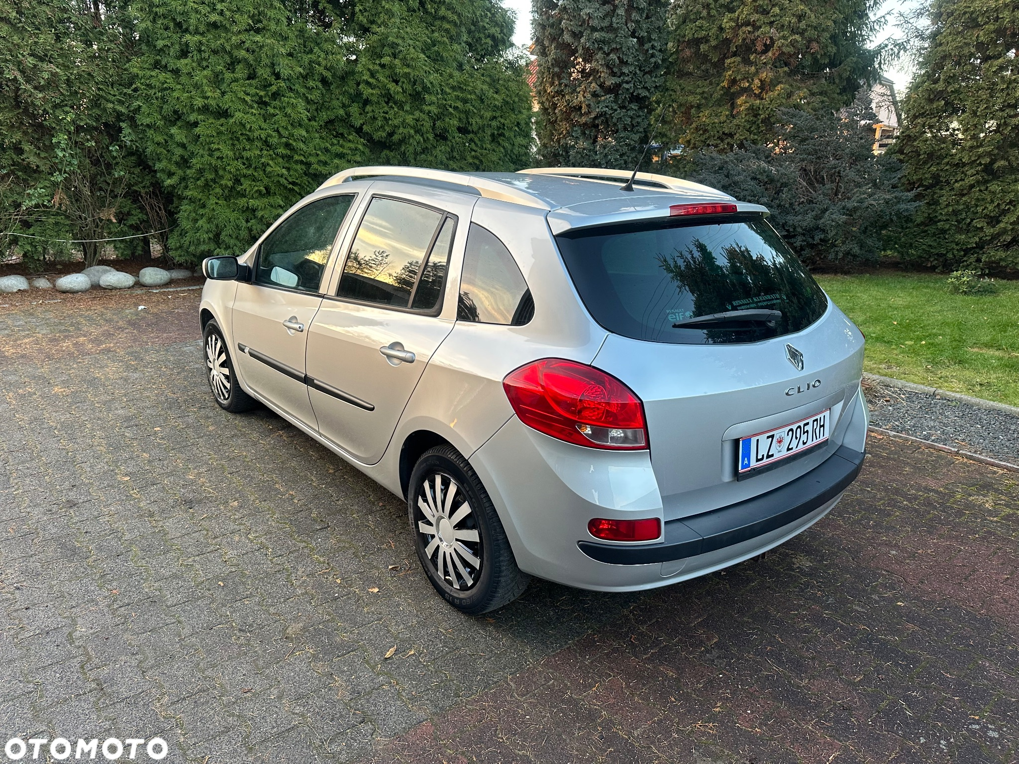 Renault Clio 1.2 16V Privilege - 5