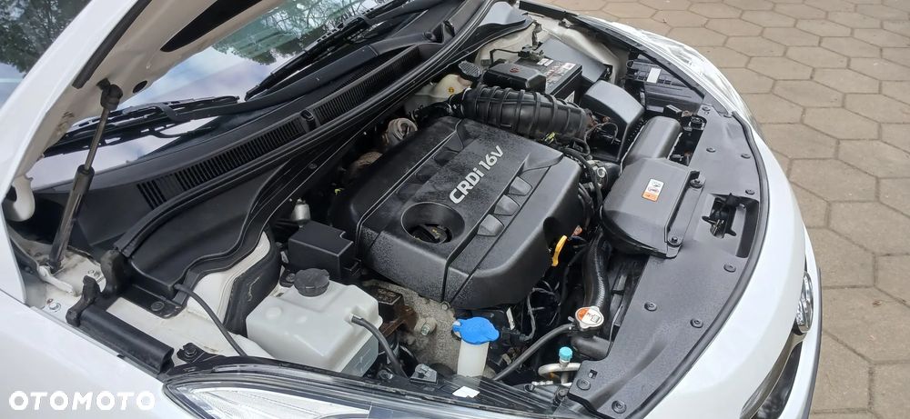 Hyundai i40 1.7 CRDi Automatik Premium - 25