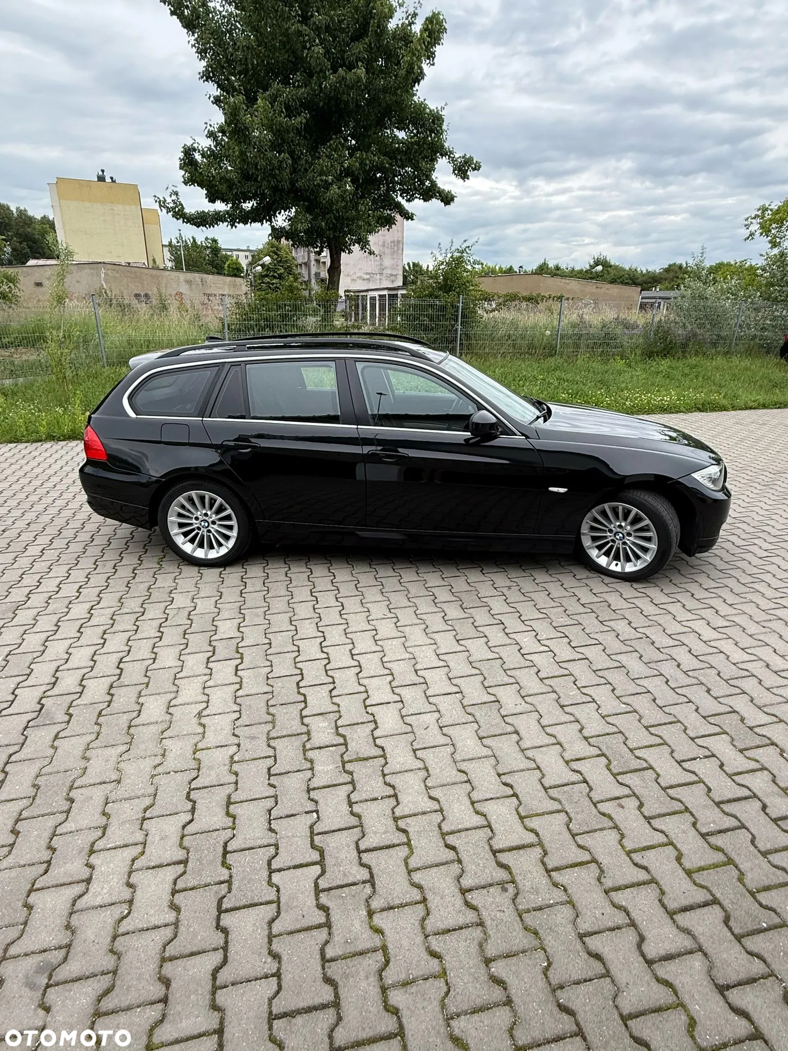 BMW Seria 3 318d - 4