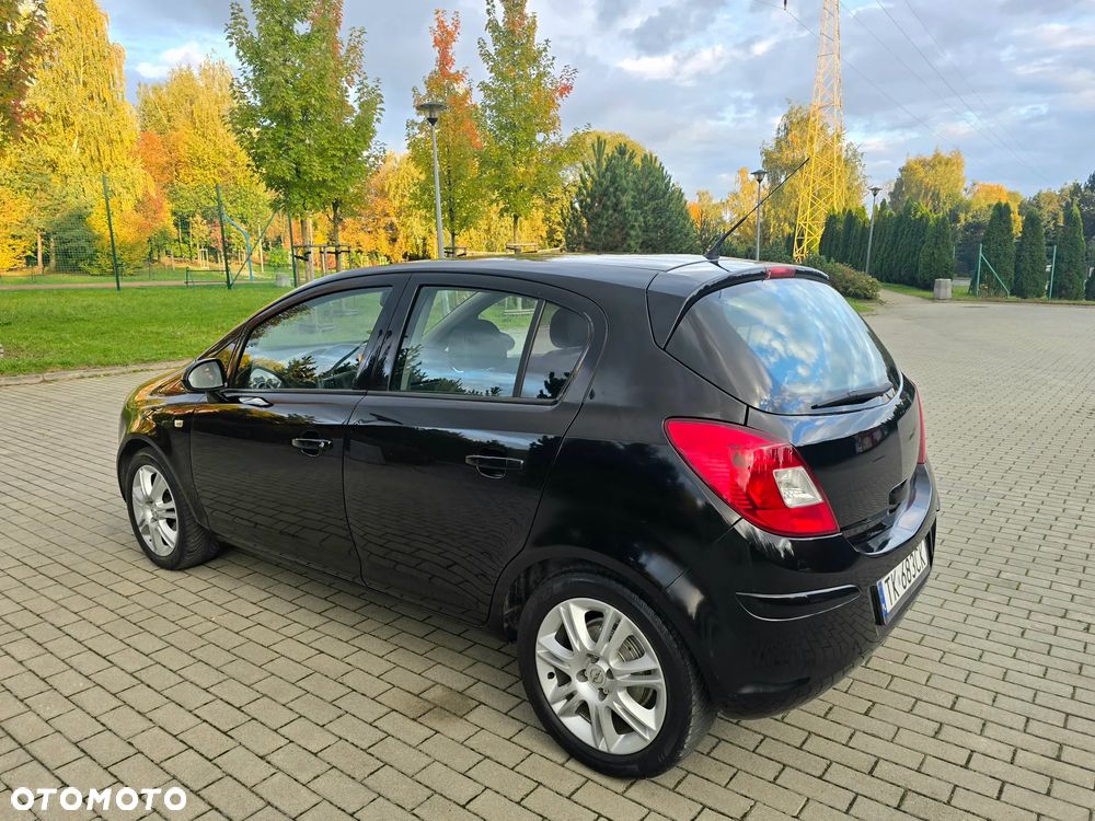 Opel Corsa 1.4 16V Cosmo - 16