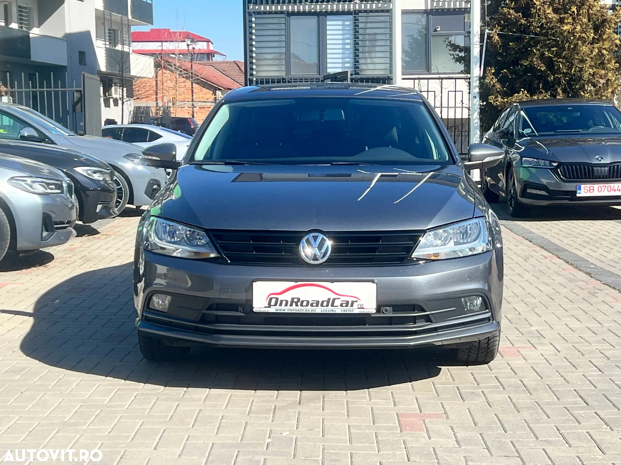 Volkswagen Jetta 1.2 TSI Trendline - 3