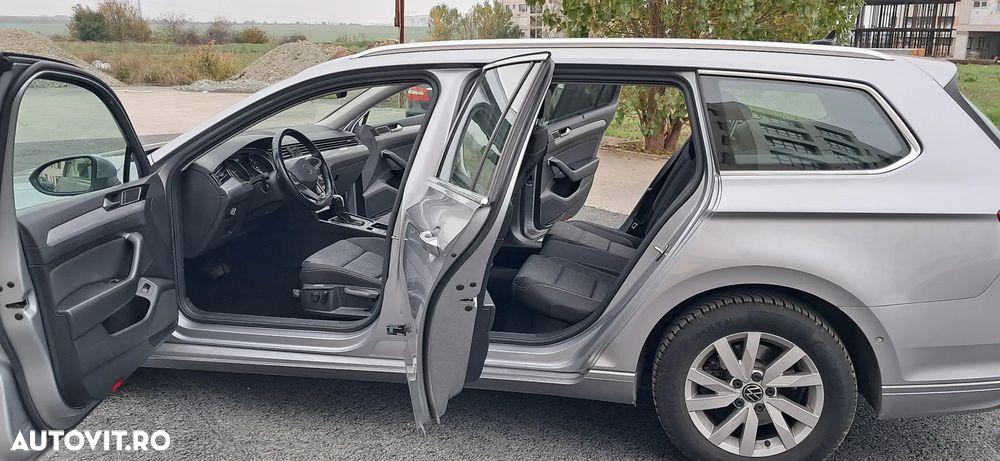 Volkswagen Passat Variant 2.0 TDI DSG (BlueMotion Technology) Comfortline - 20