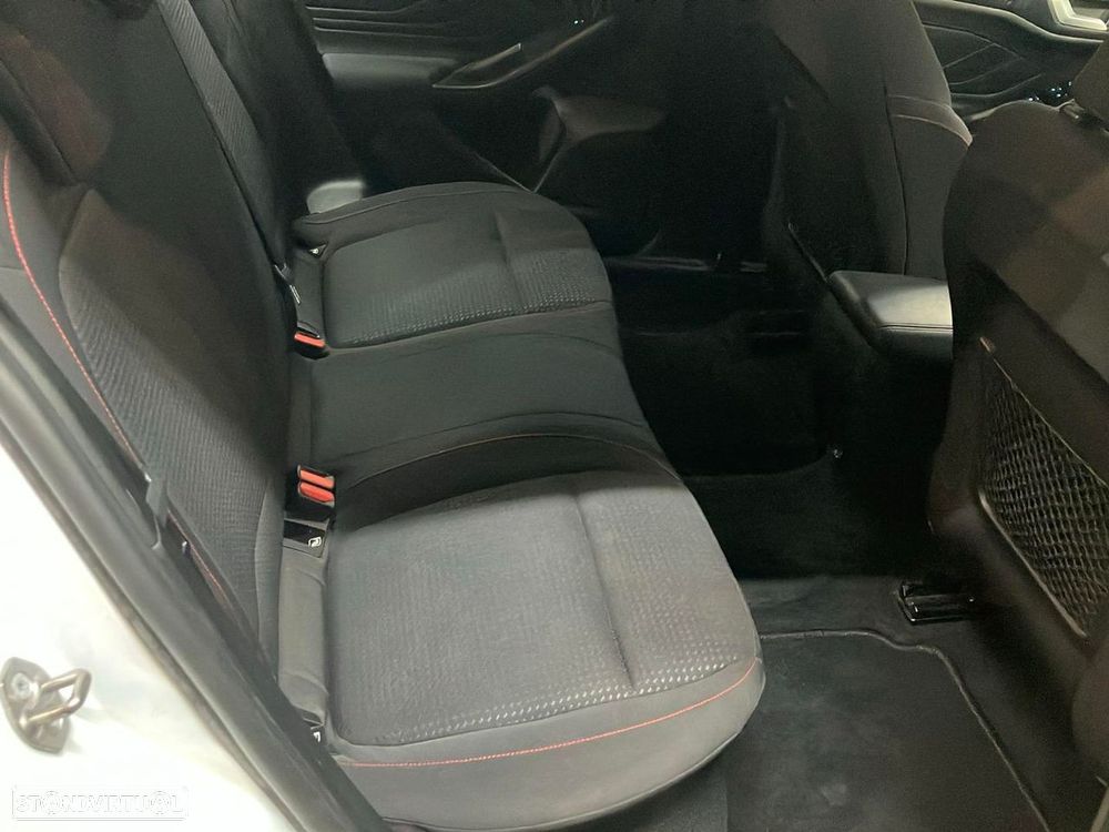 Ford Focus SW 1.0 EcoBoost ST-Line Aut. - 17