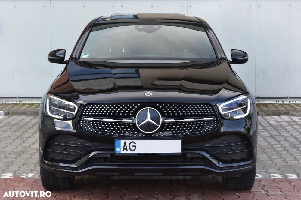 Mercedes-Benz GLC 300 e 4Matic 9G-TRONIC AMG Line Plus - 10