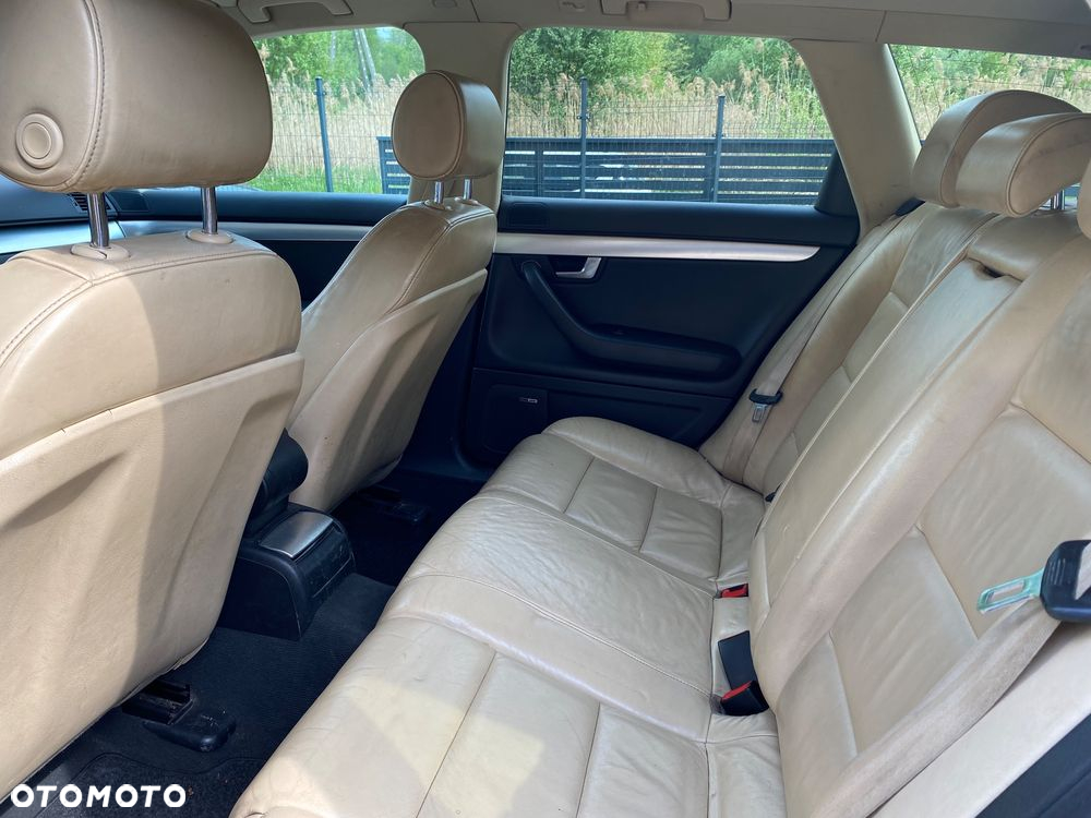 Audi A4 Avant 3.0 TDI Quattro - 29