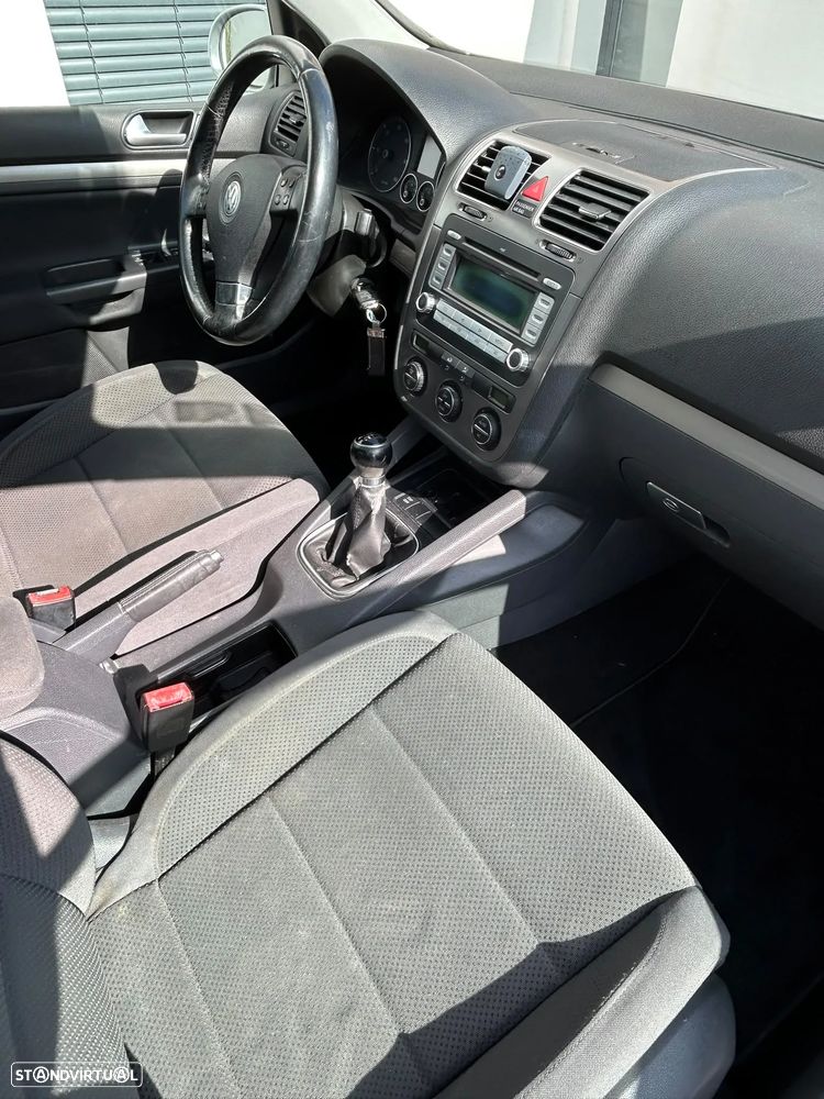 VW Golf - 9