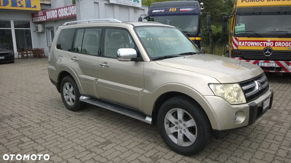 Mitsubishi Pajero 3.8 V6 Automatik Instyle - 8