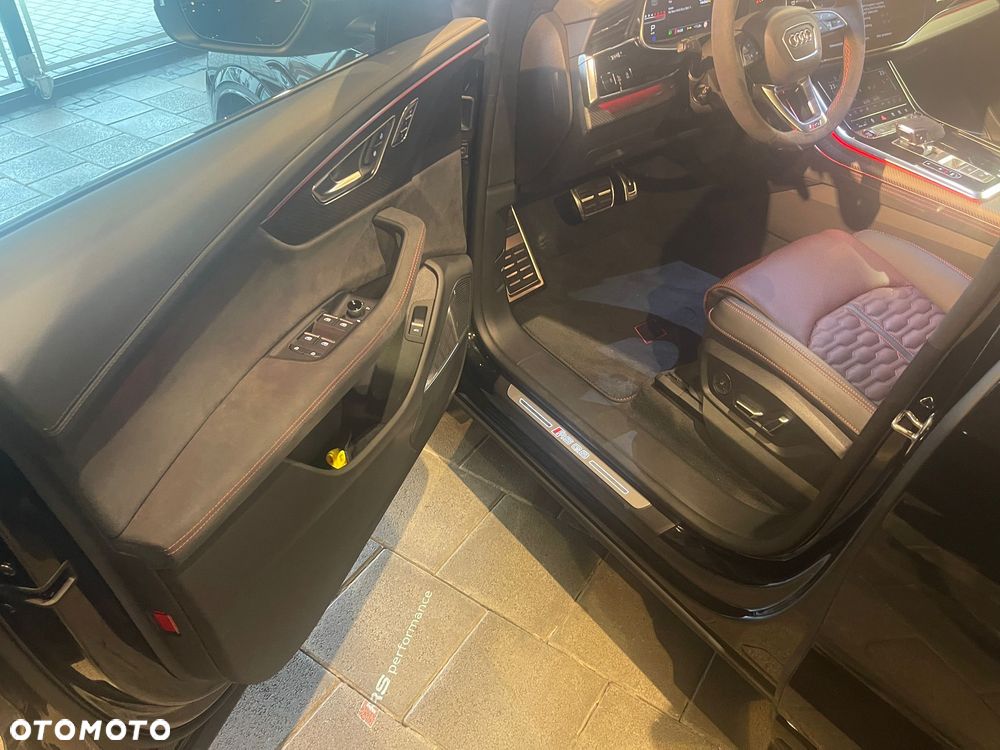 Audi RS Q8 TFSI quattro tiptronic - 29