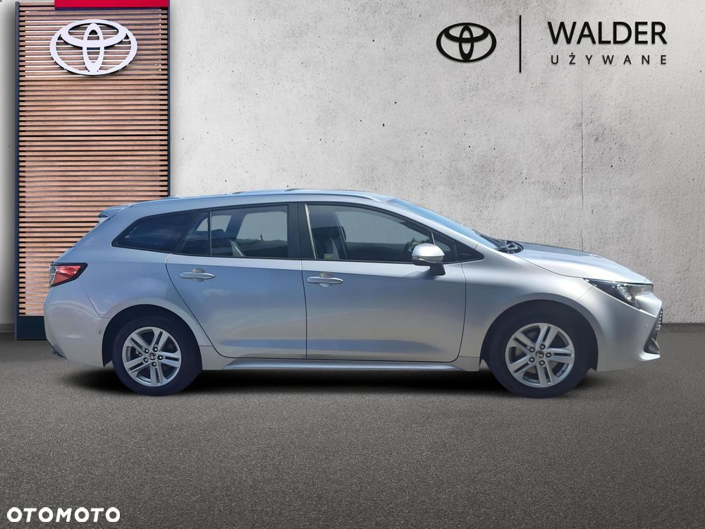 Toyota Corolla 2.0 Hybrid Comfort - 6