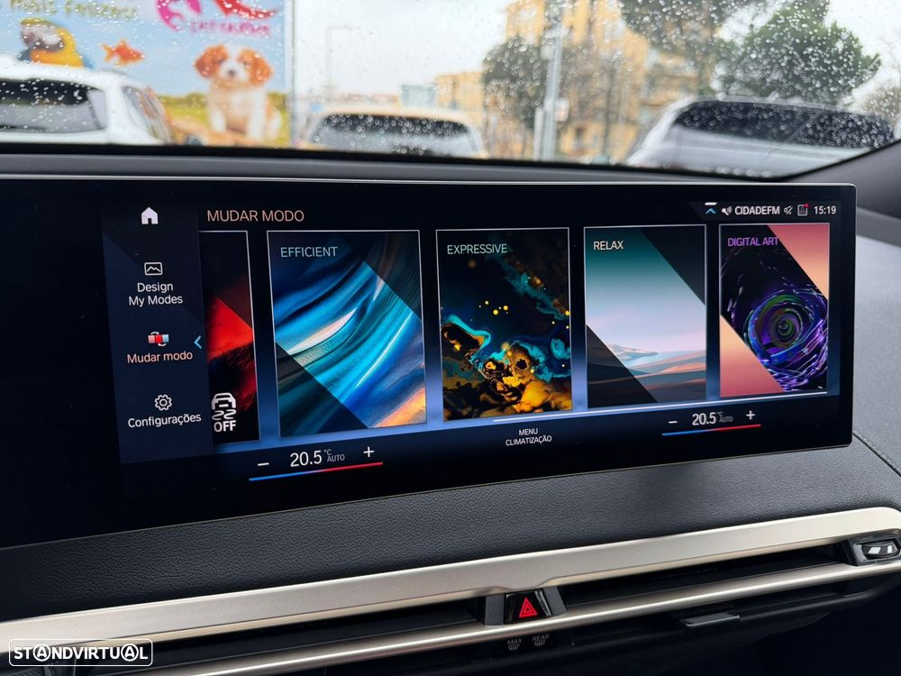 BMW iX xDrive 40 Pack Desportivo - 55