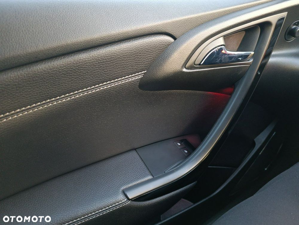 Opel Astra GTC 1.4 Turbo - 22