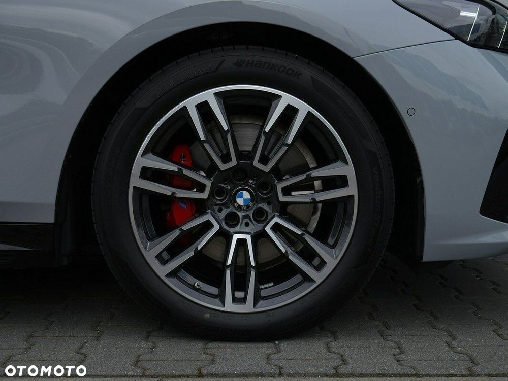 BMW Seria 5 - 32
