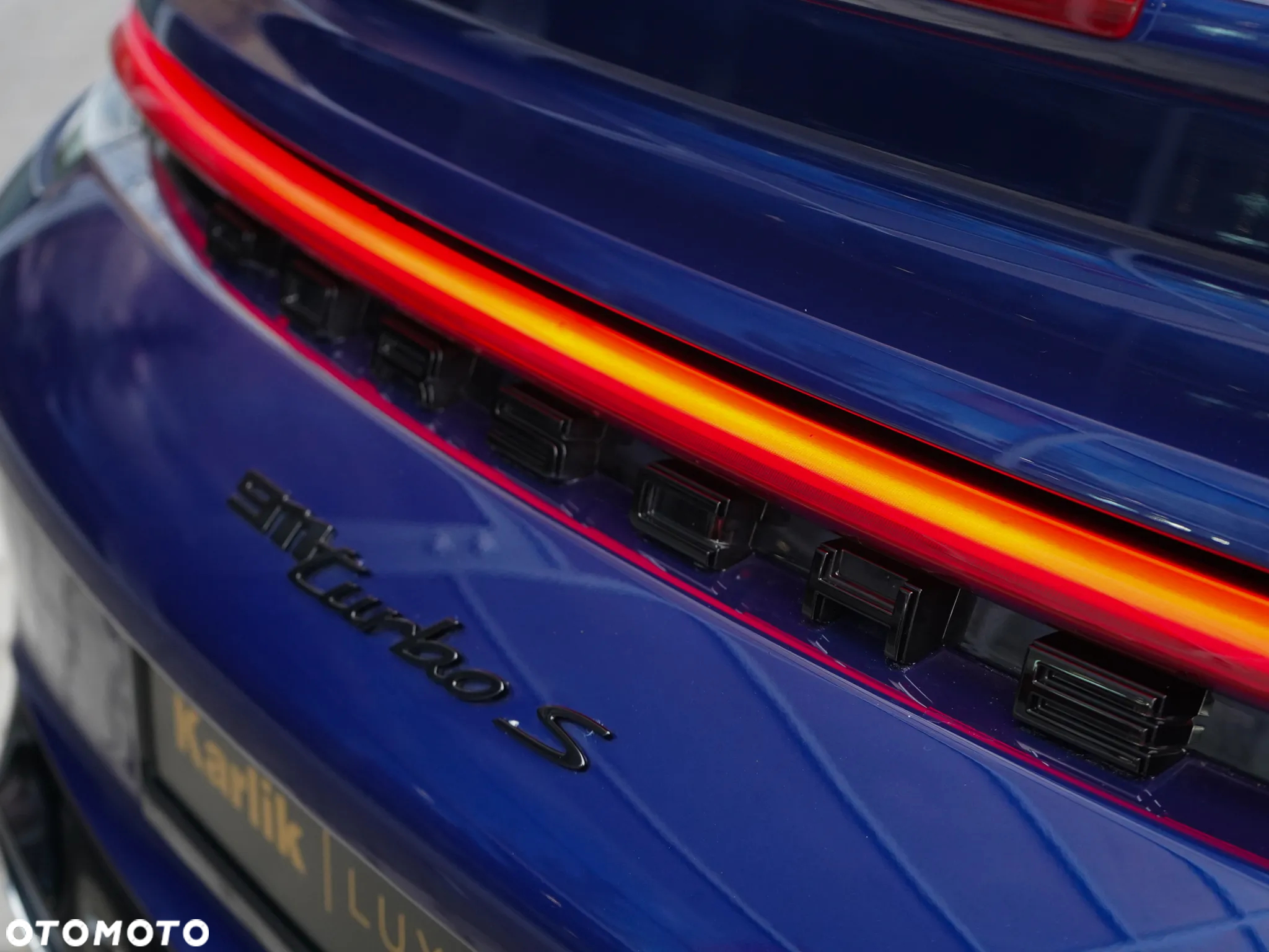 Porsche 911 Turbo S - 10