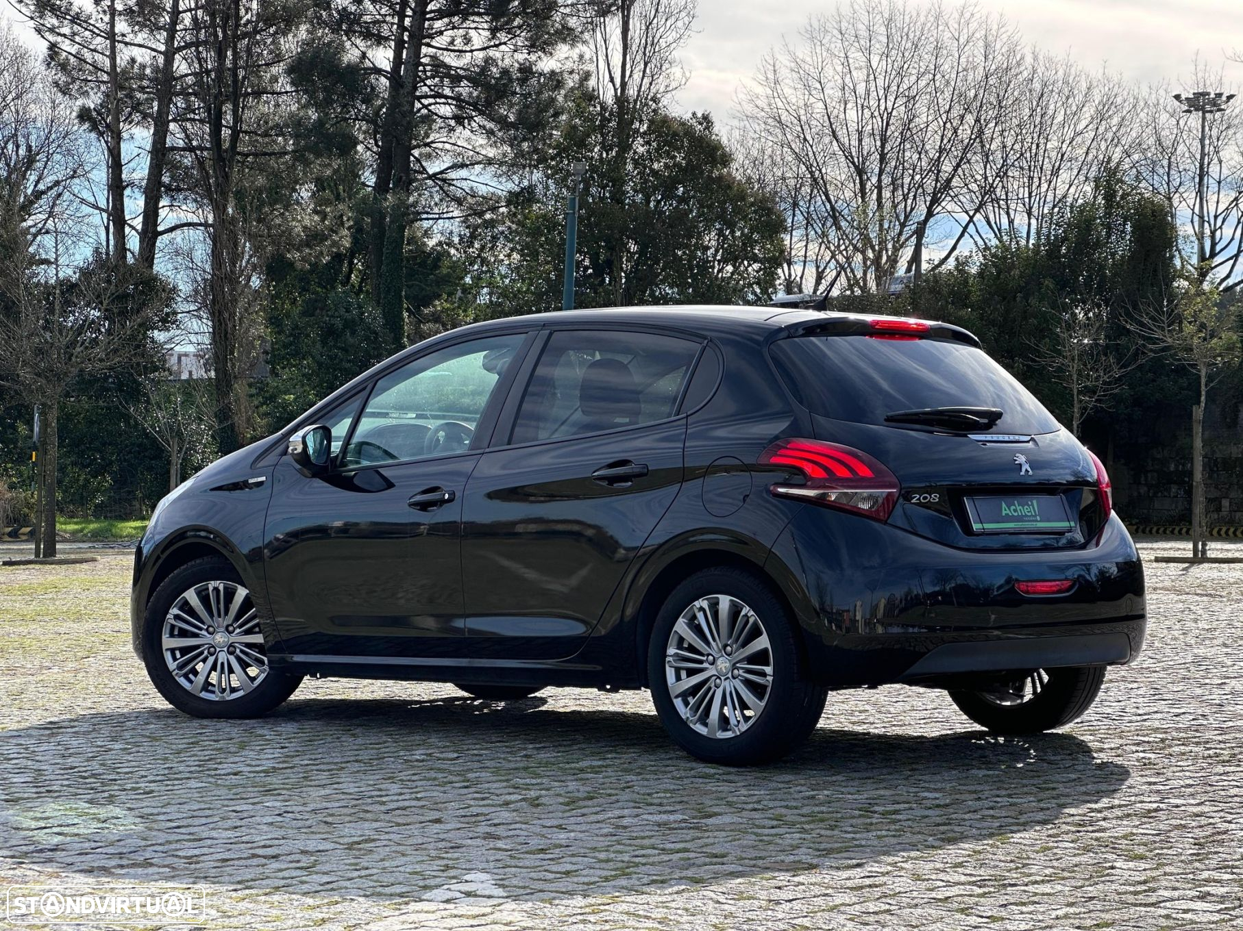 Peugeot 208 - 6