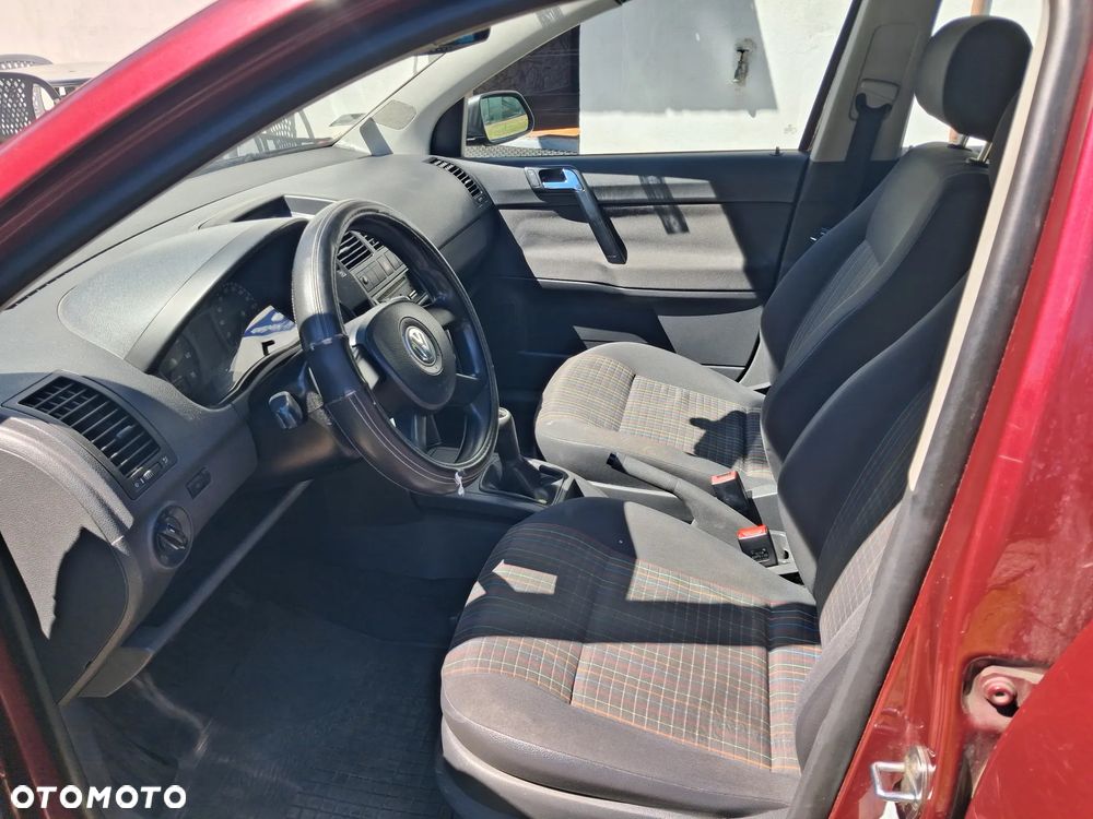 Volkswagen Polo 1.4 16V Trendline - 6
