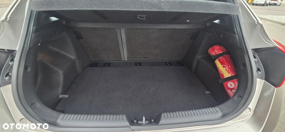 Hyundai i30 1.6 CRDi Premium - 32