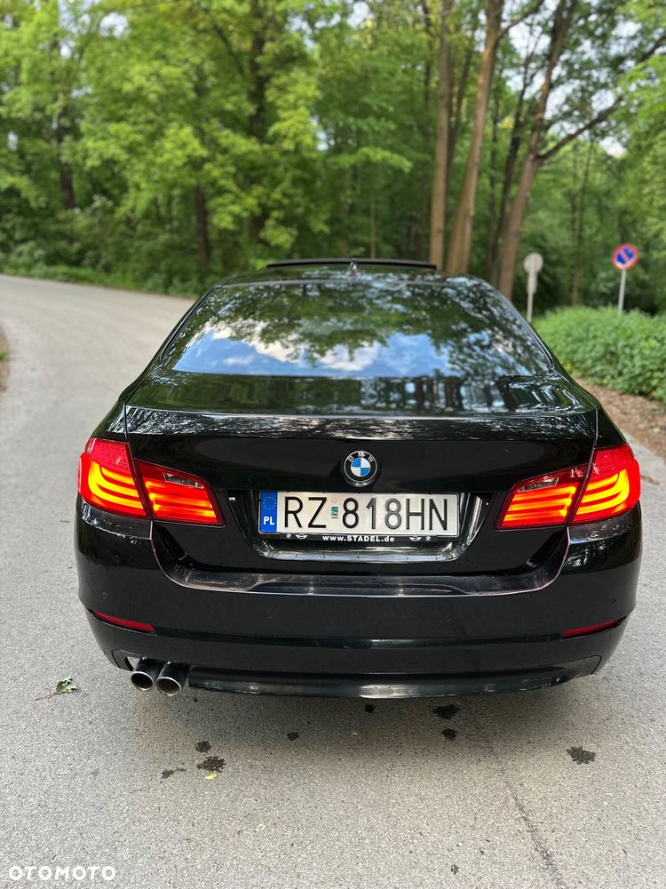 BMW Seria 5 525d - 18