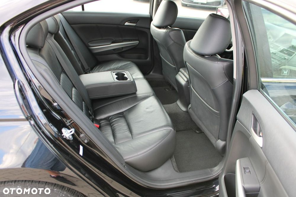 Honda Accord 2.4 Executive - 31