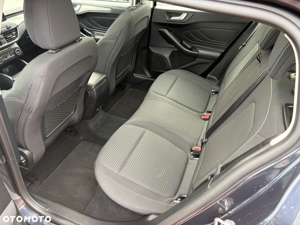 Ford Focus - 14