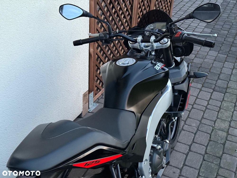 Aprilia Tuono - 4