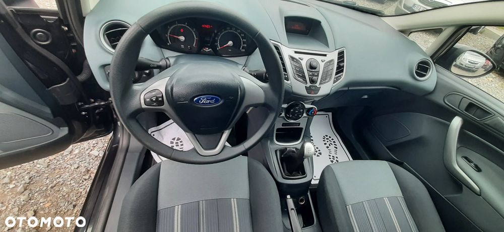 Ford Fiesta - 6