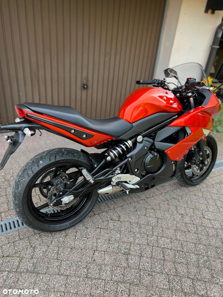 Kawasaki ER - 2