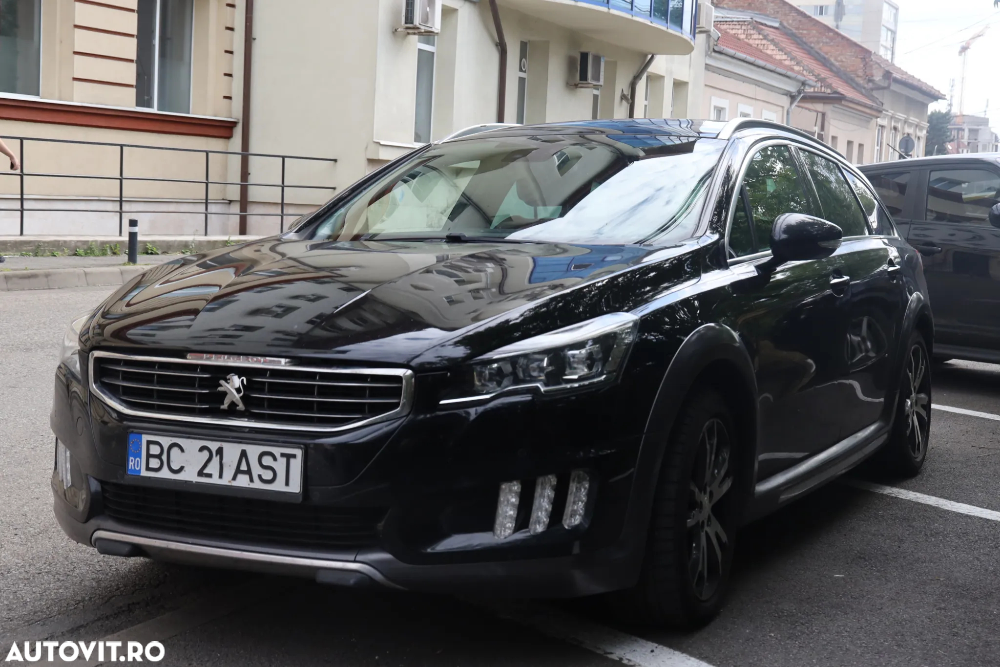 Peugeot 508 RXH Hybrid4 - 3