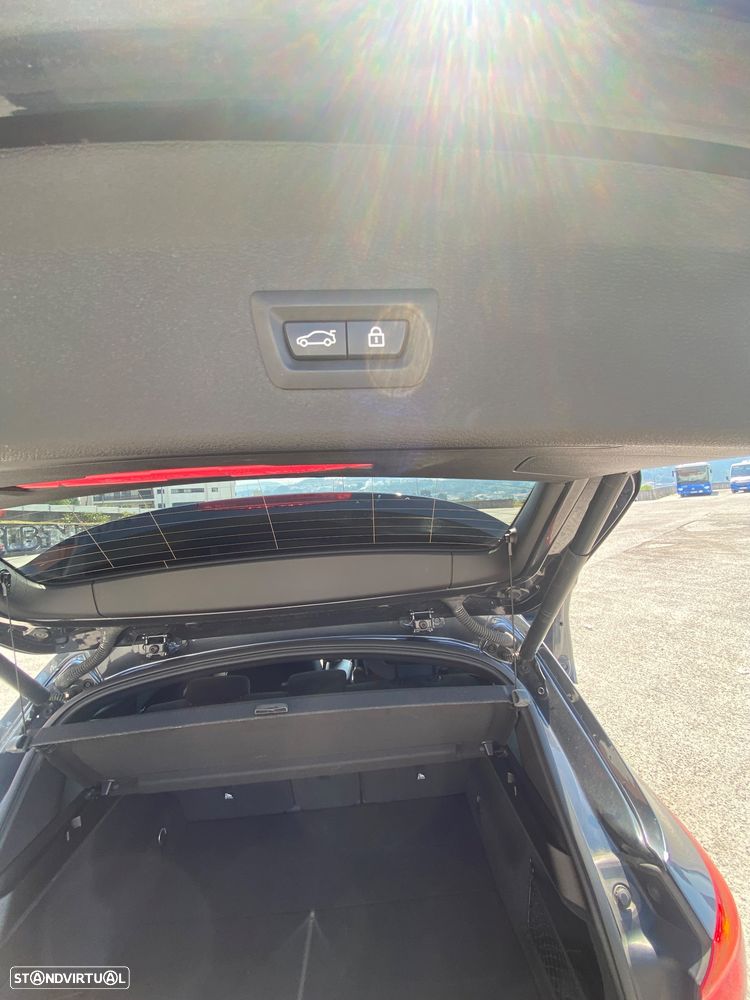 BMW X1 18 d sDrive Auto Pack M - 10