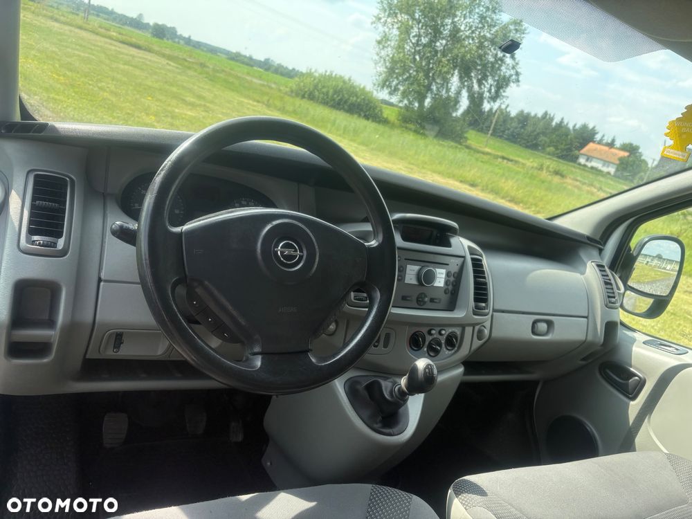 Opel Vivaro - 5