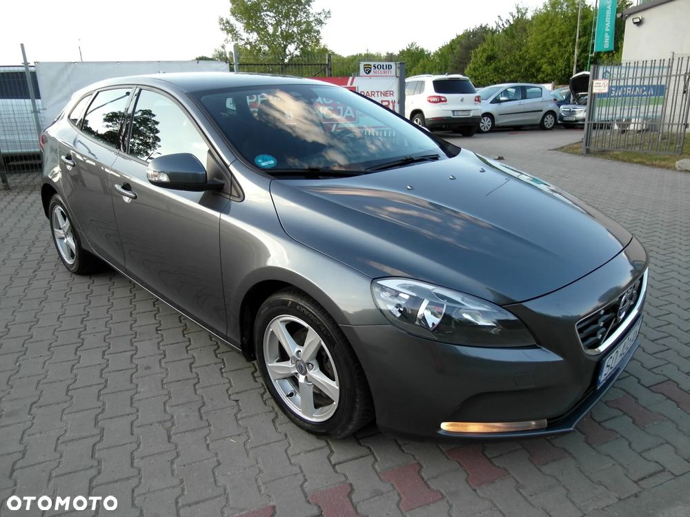 Volvo V40 D2 Kinetic - 12