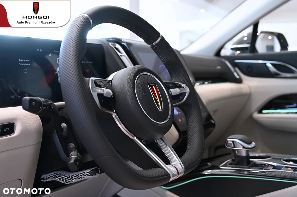 Hongqi HS3 2.0T AWD - 7