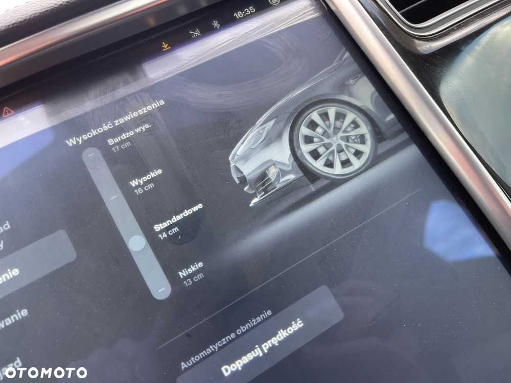 Tesla Model S - 12