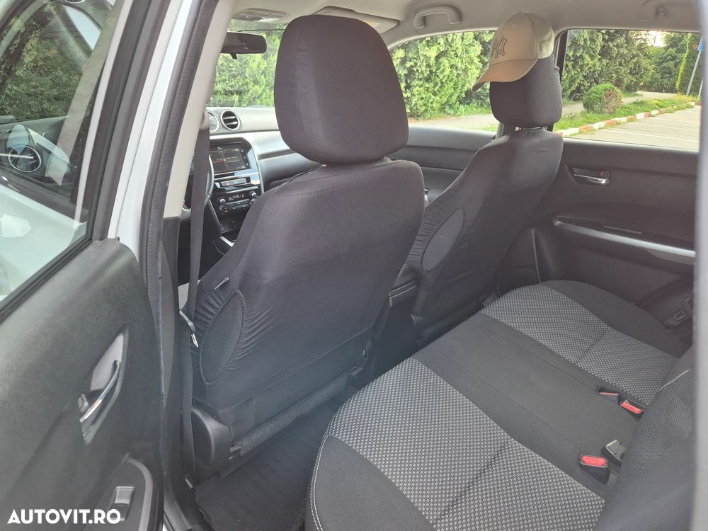 Suzuki Vitara - 8