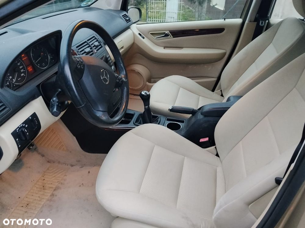 Mercedes-Benz Klasa A 150 - 9
