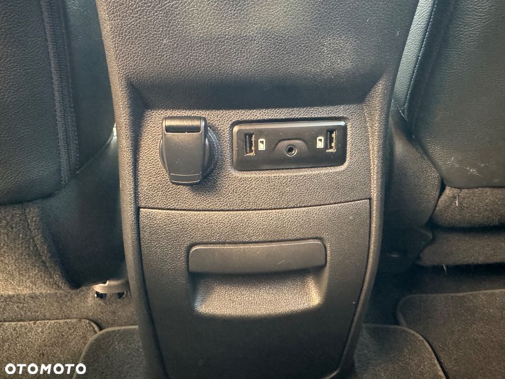 Renault Grand Scenic Energy TCe 130 S&S Bose Edition - 17