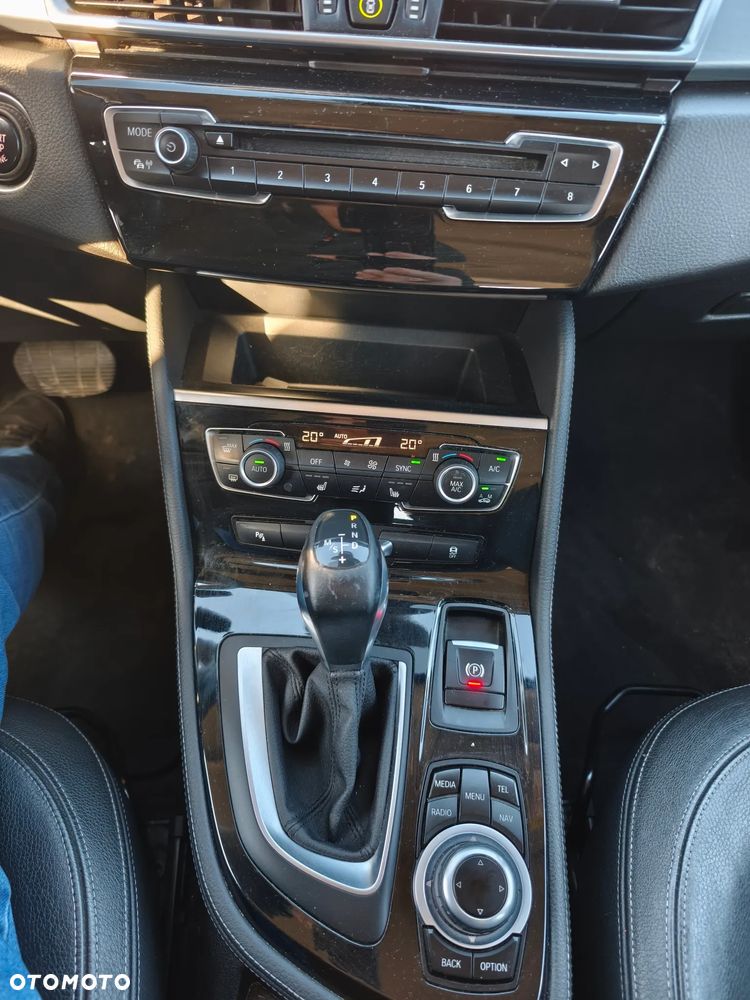 BMW Seria 2 218d Luxury Line - 19