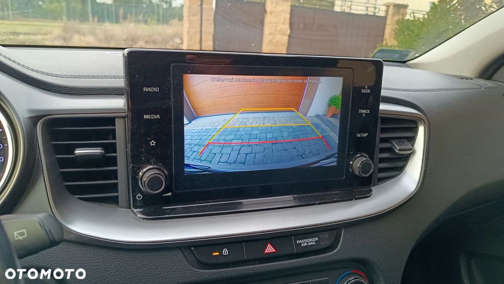 Kia Ceed 1.6 CRDi SCR M DCT - 17