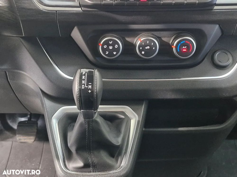 Renault Trafic 2.0 Blue dCi 150 EDC S&S L2 8+1 Zen - 6